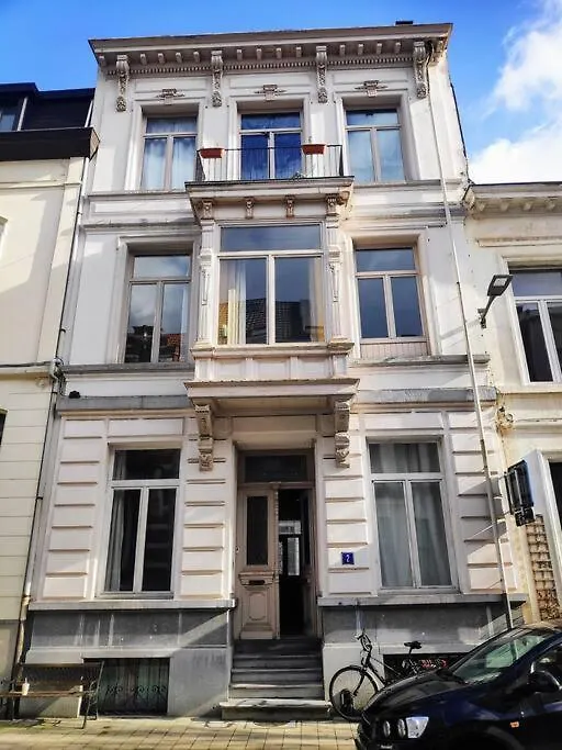Gezellig Gerenoveerd Herenhuis In Het Centrum Antwerp Belgium
